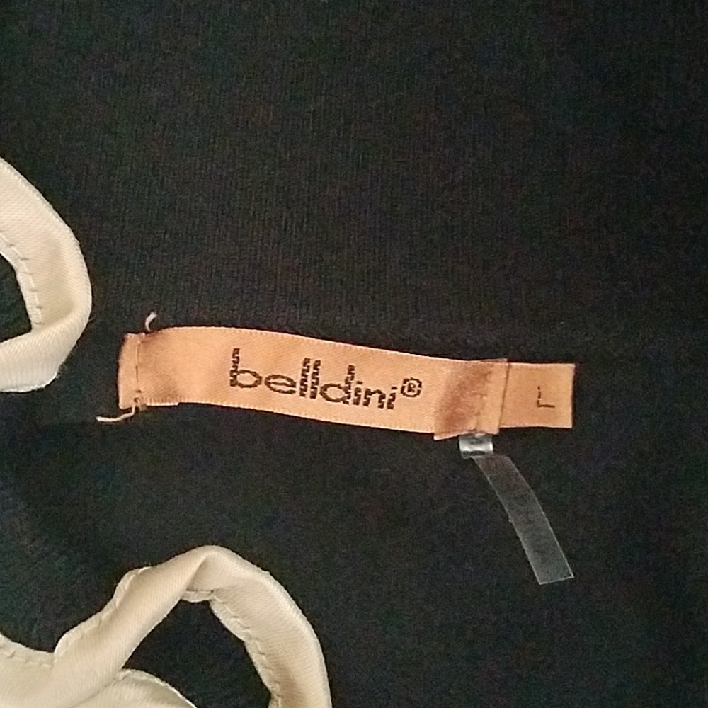 Belldini ruffled neck top, size L - Picture 3 of 3